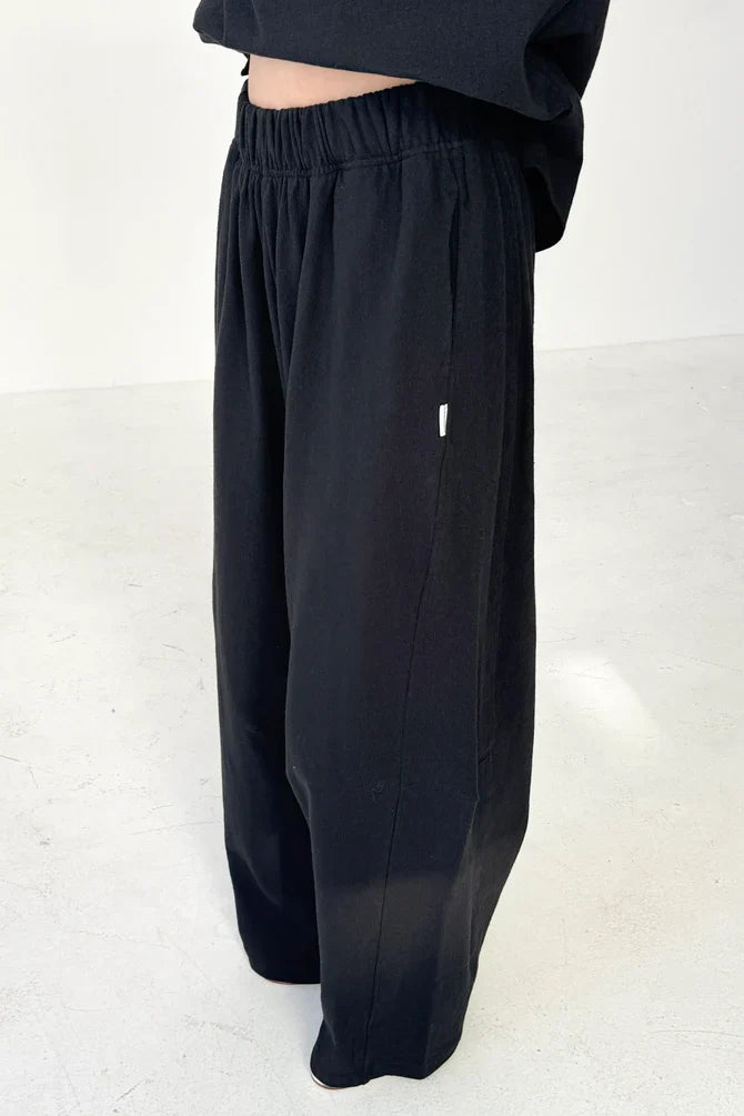 Bare Pants (Black)