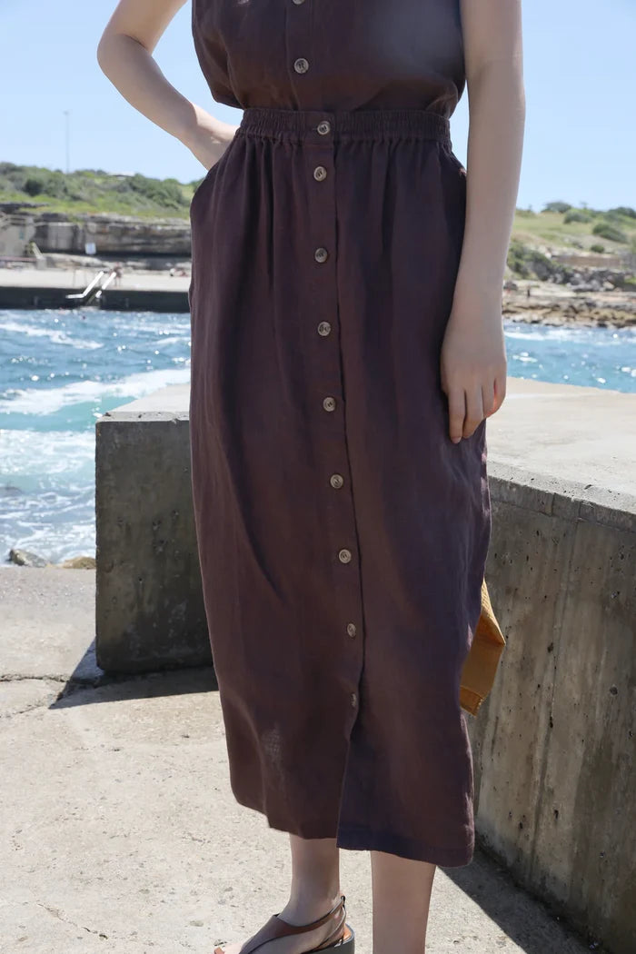 Basic Button Front Skirt (Chocolate)