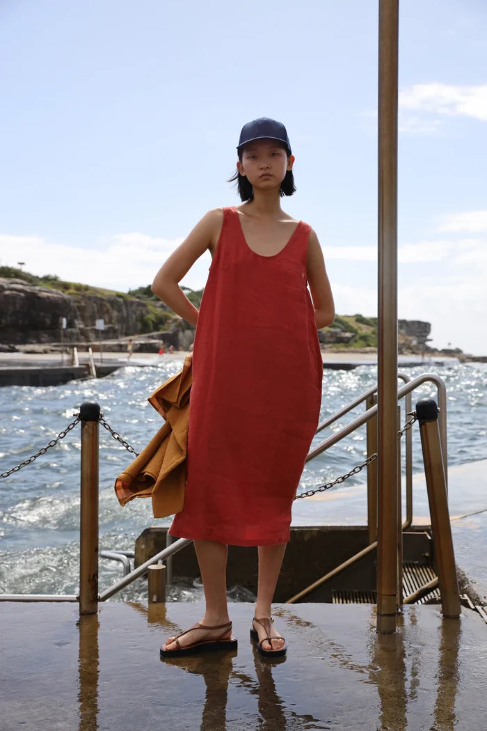 Basic Linen Shift Dress (Paprika)