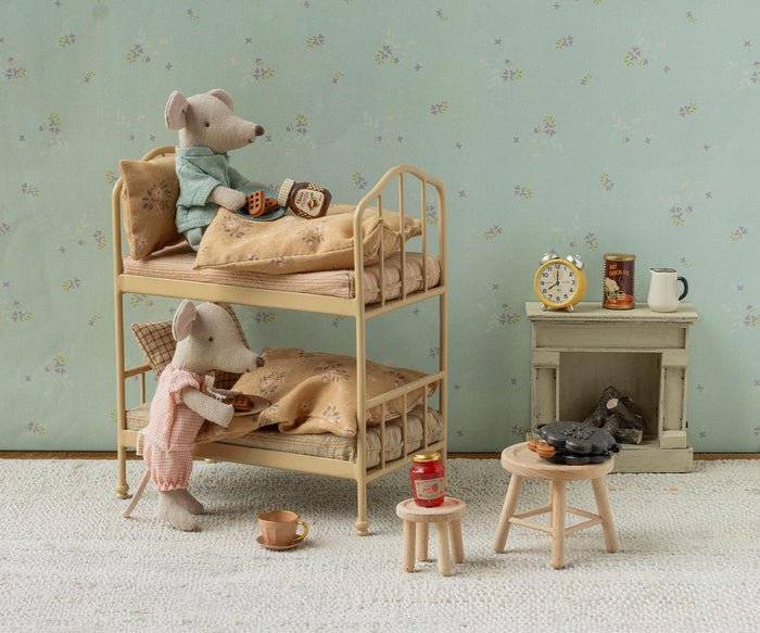 Bunk Bed (Mouse)