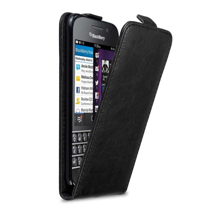 Schwarz / Q10