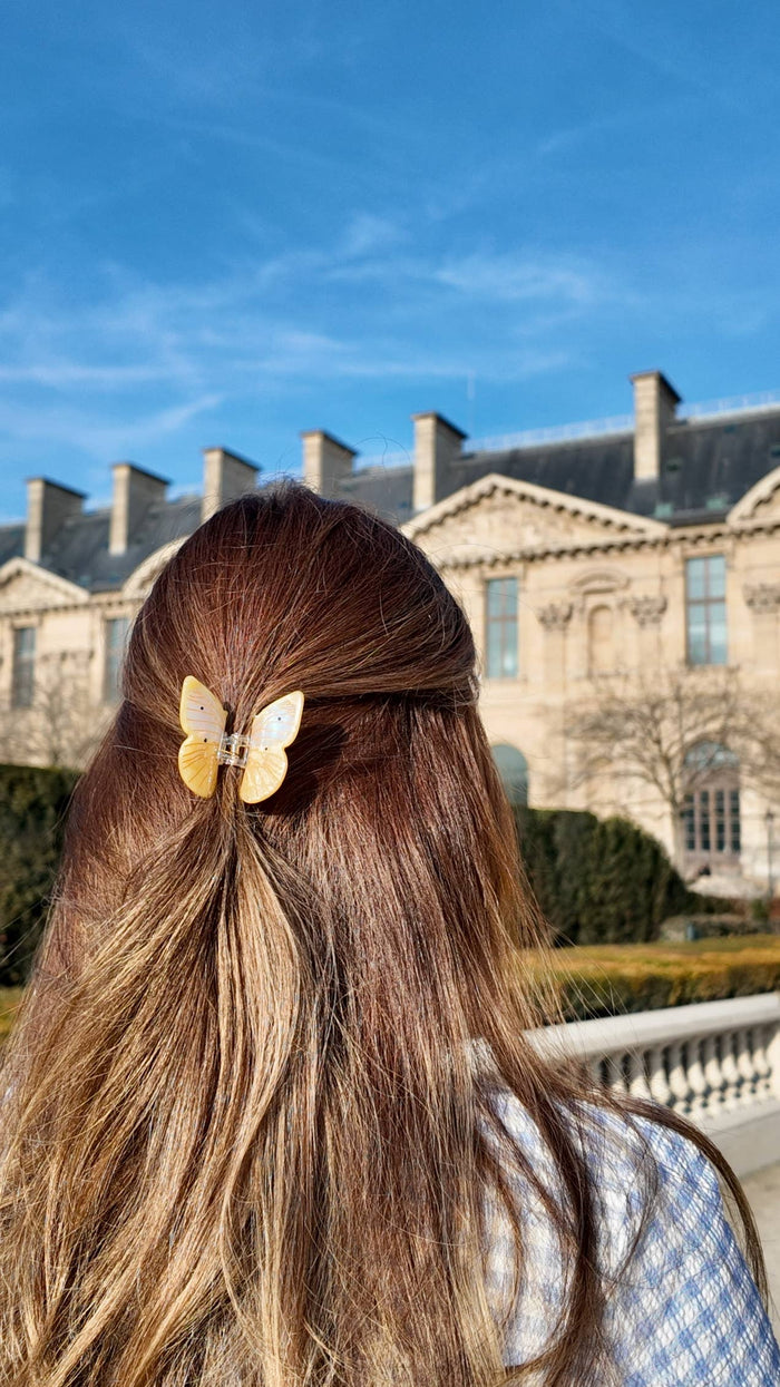 Hand-Painted Cabbage Butterfly Claw Hair Clip (Pink)