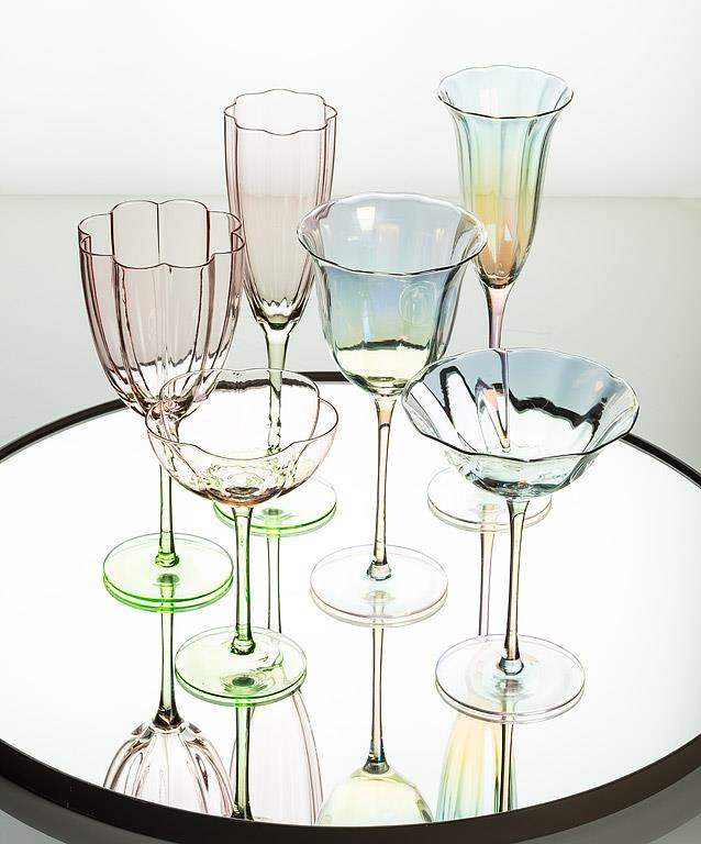 Iris Tulip Wine Glass