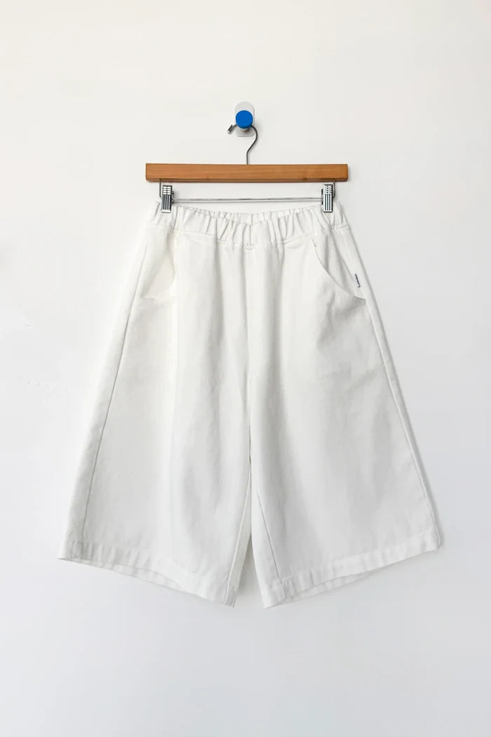 Liam Bermuda Shorts (Milk)