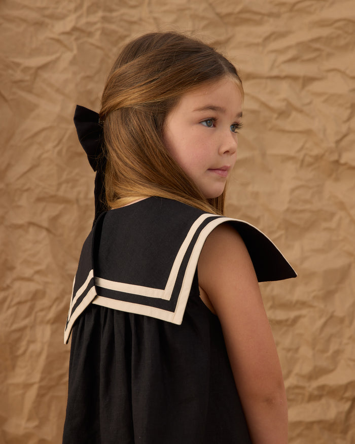Oversized Bow