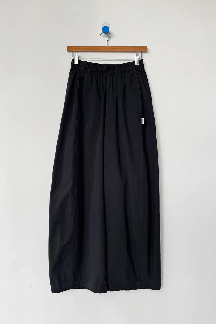 Parachute Pants (Black)