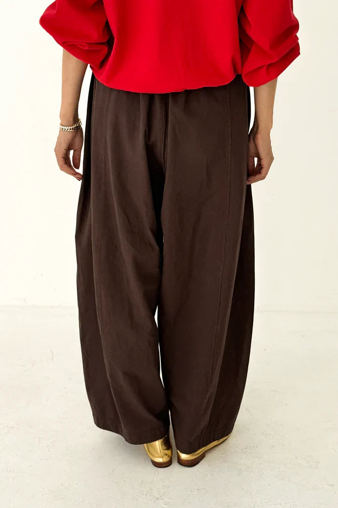 Parachute Pants (Dark Brown)