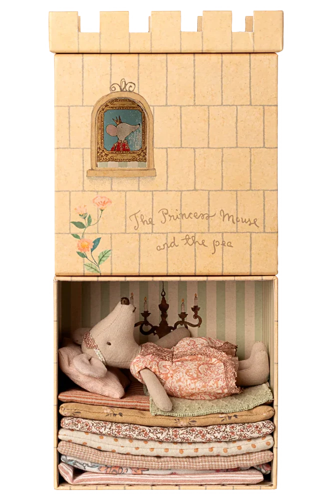 Princess and the pea, Big Sister Mouse