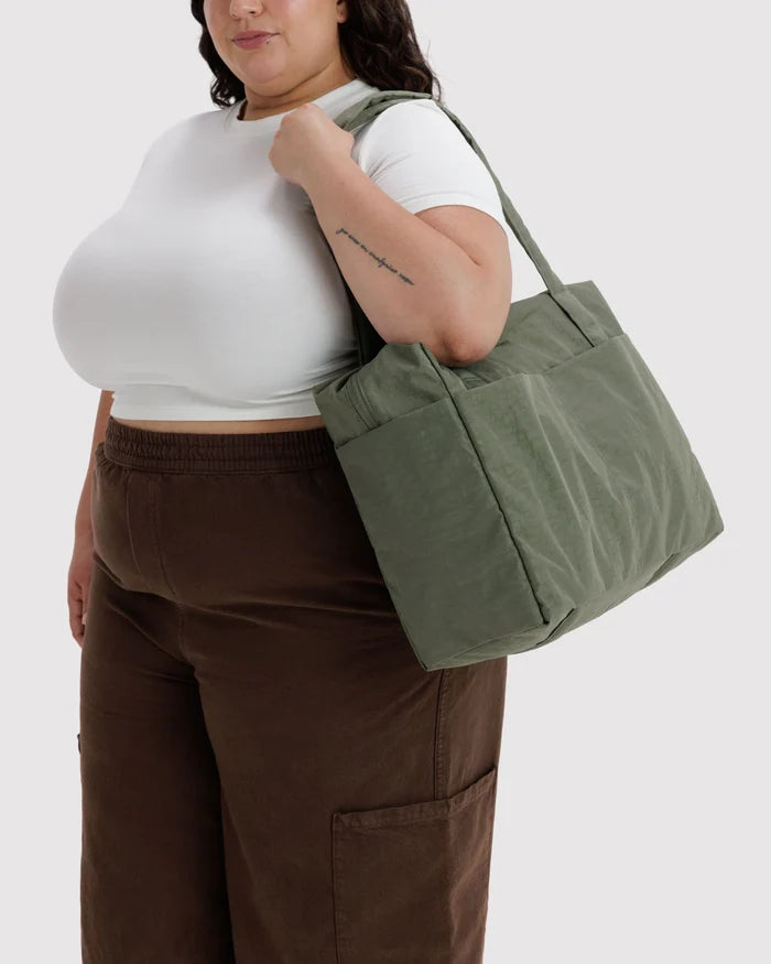 Small Cloud Carry On (Caper)