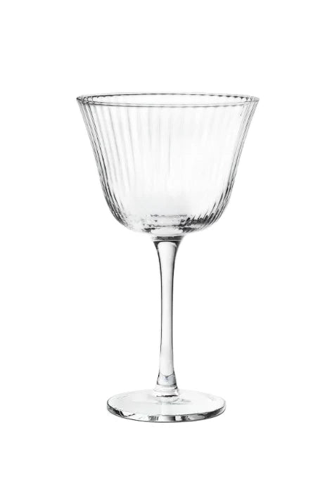Coupe glass with ribbed texture