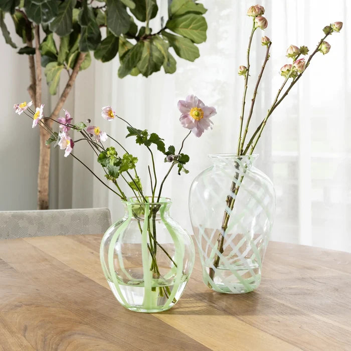 Yogu Vase (Green Stripe)